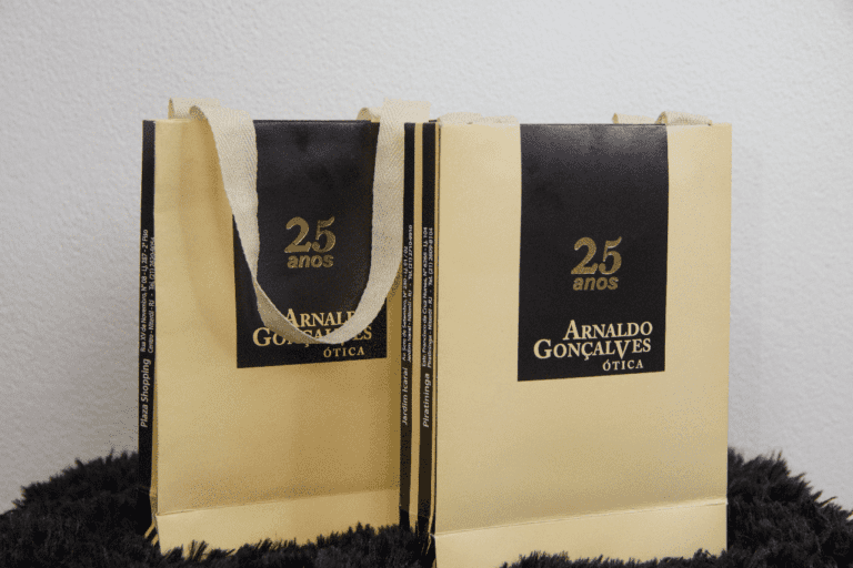 BOLSA PAPEL CARTÃO LUXO COM ALÇA DE GORGORÃO